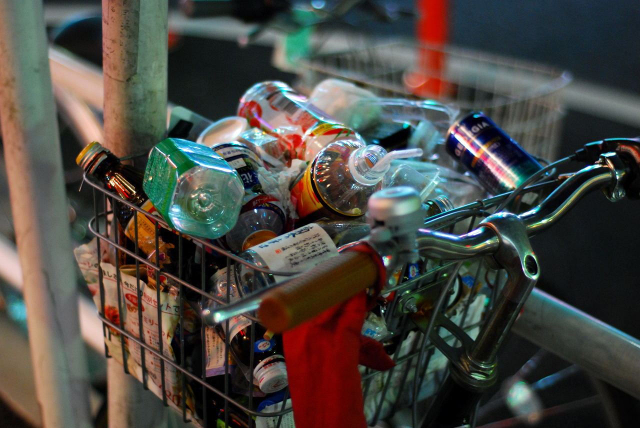 garbage-in-tokyo-bike-1280x.jpg